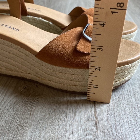 Lucky Brand Naveah Platform Sandals - Picture 4 of 14